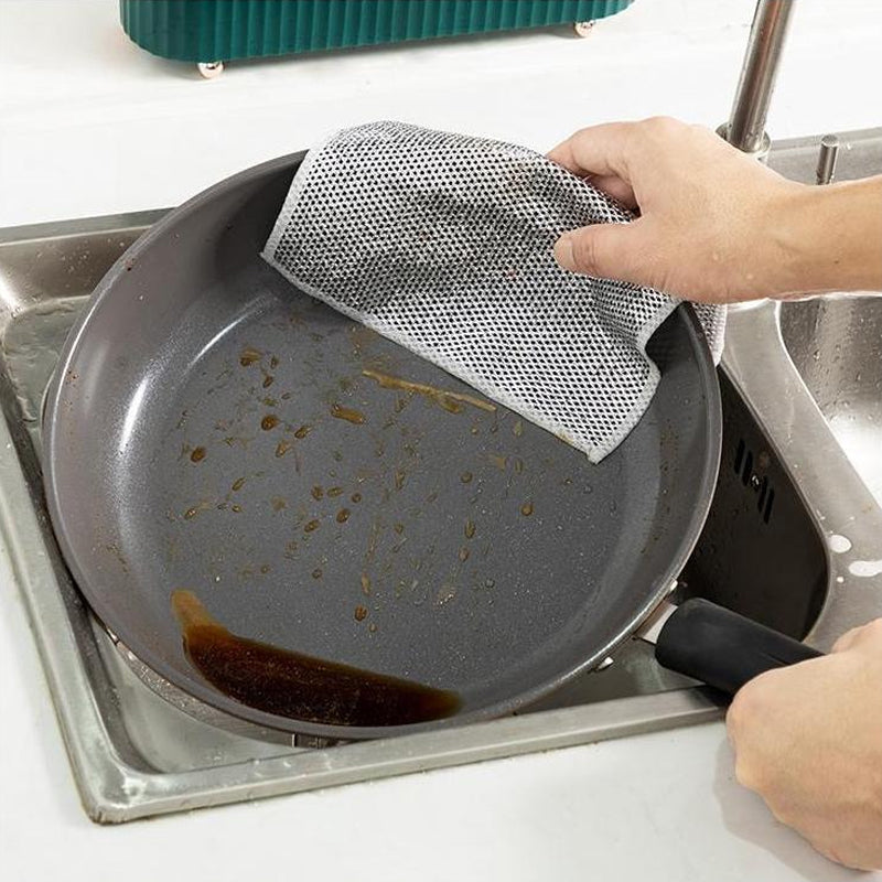 Scratch-resistant cloth for gentle and effective cleaning (X3)
