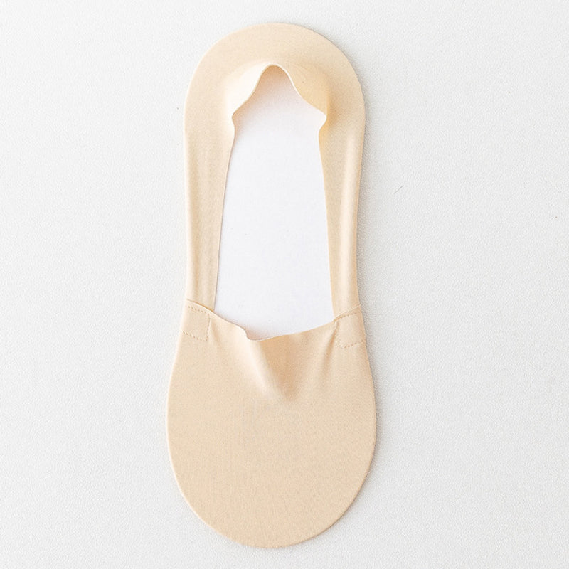 Hedvábné ponožky s chladivým efektom: Antisklzu pohodlie pre vaše nohy